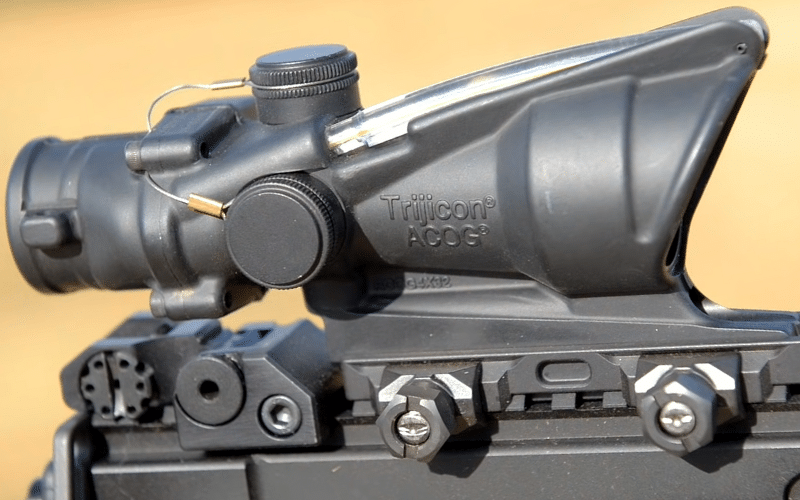 Holographic vs Reflex Sights Which Should You Use?