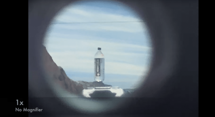 1x magnification of Axiom II aimed at a water bottle